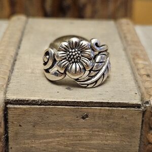 Sterling Silver Flower Leaf Ring Size 5